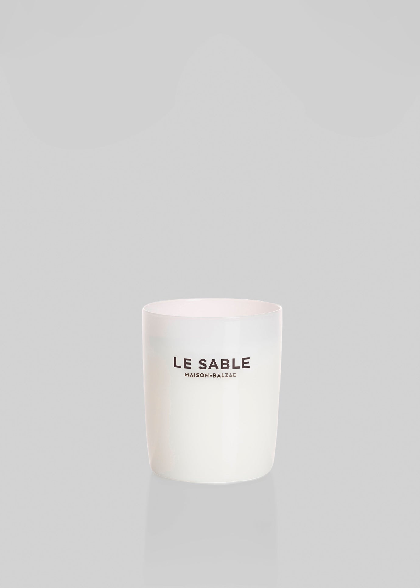 Maison Balzac Large Scented Candle - Le Sable - 1