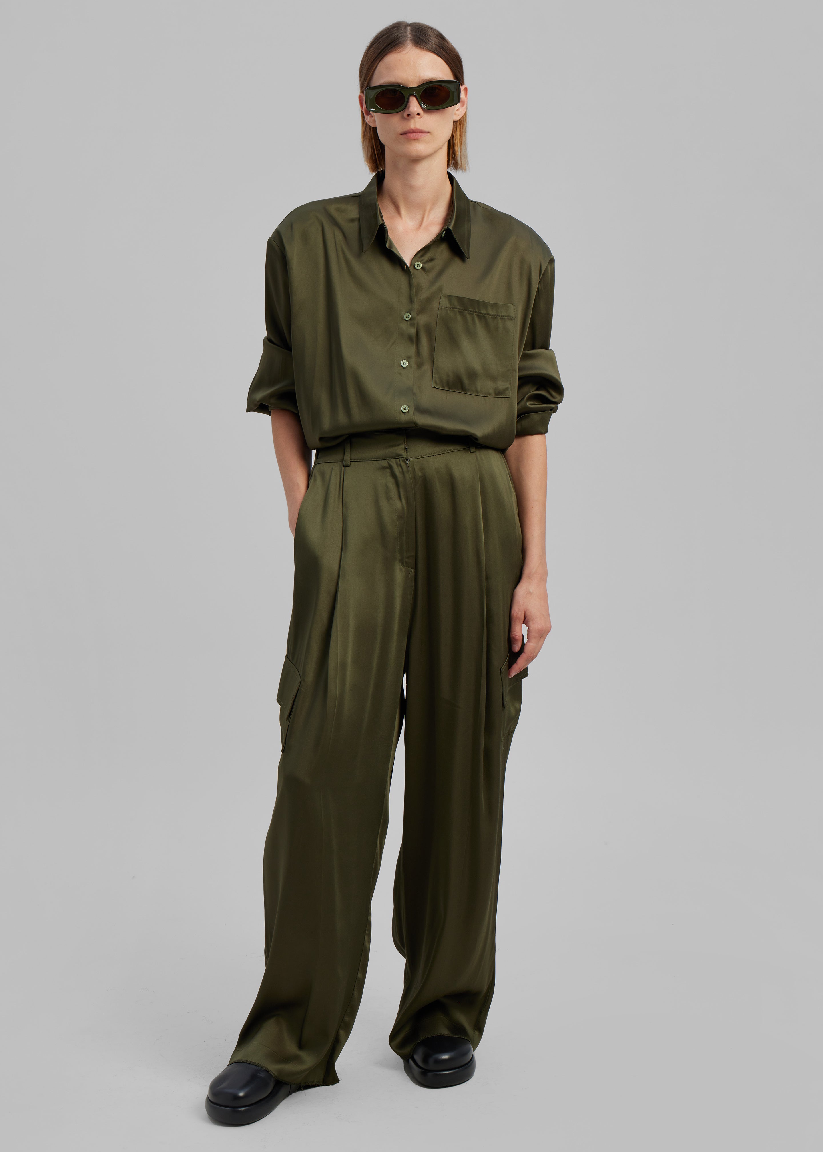 Menne Silky Trousers - Olive - 6