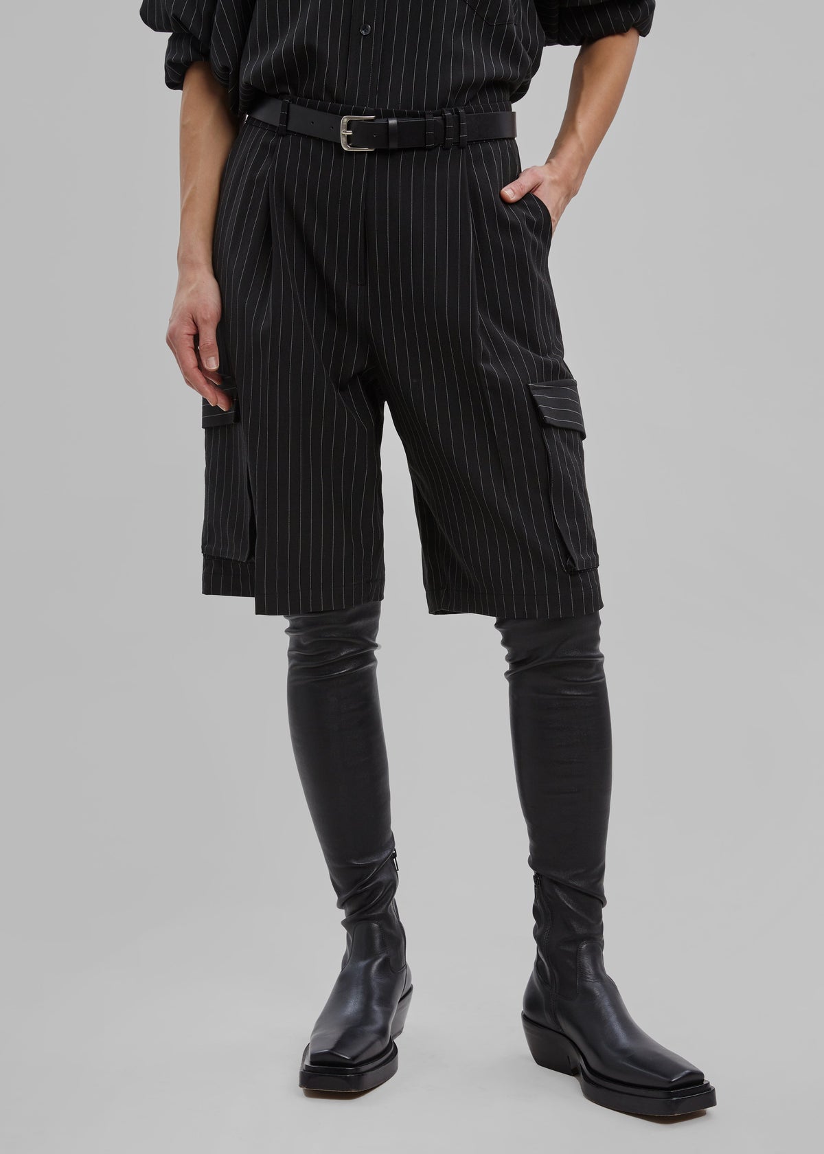 Omoka Cargo Trouser Shorts - Black Pinstripe - 2
