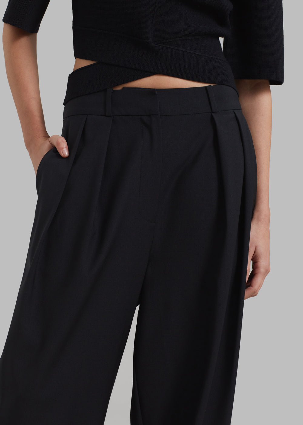 Ripley Pleated Trousers - Black - 1