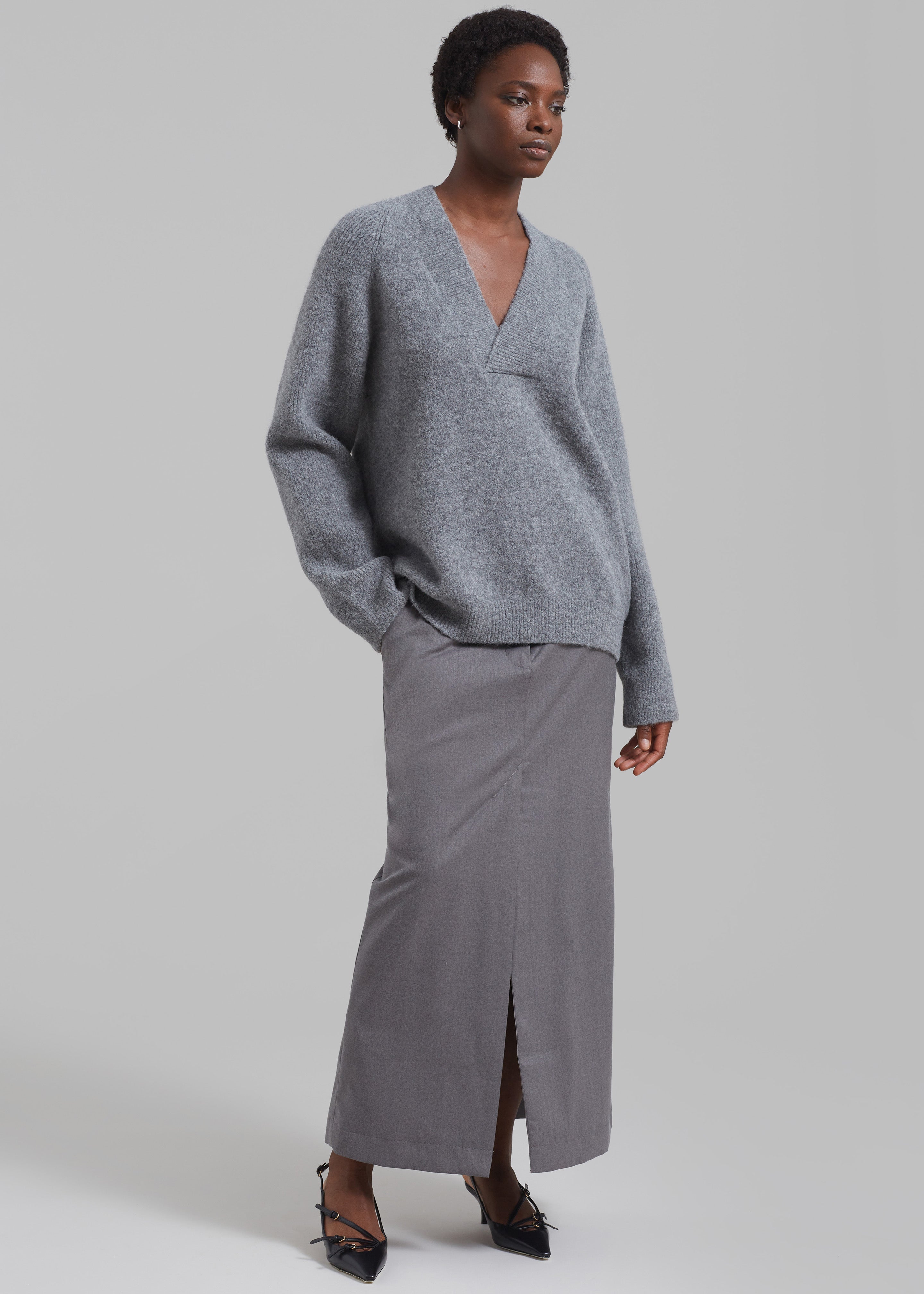 Róhe Alpaca Wool V-Neck Sweater - Grey Melange - 5
