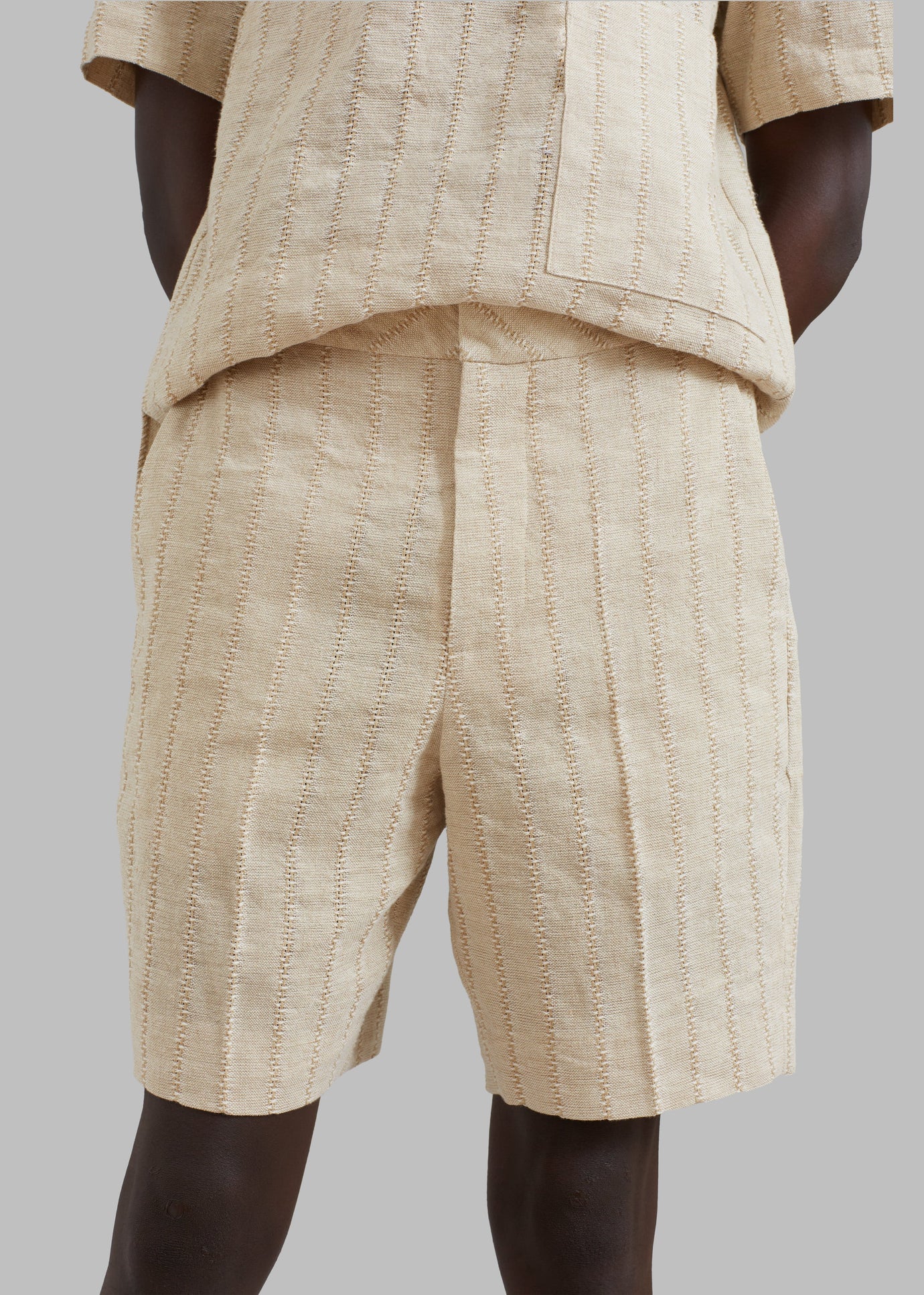 Róhe Resort Linen Shorts - Straw - 1