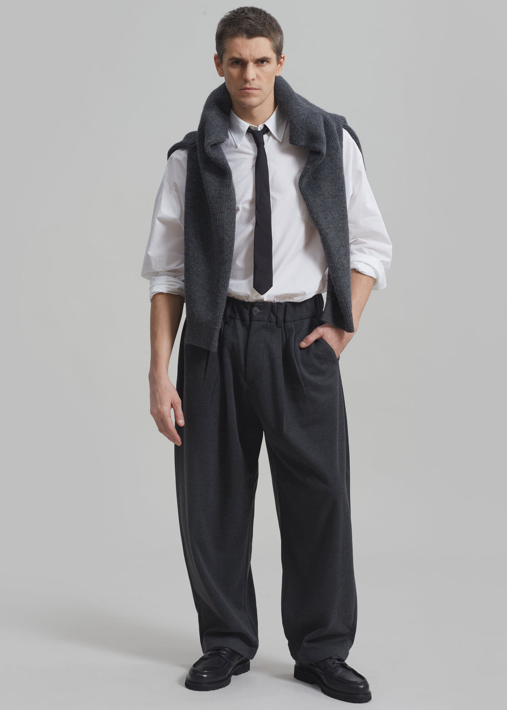 Theo Pants - Charcoal