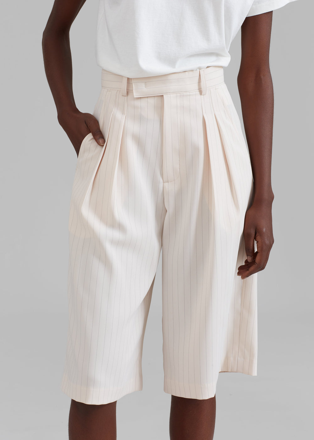 Vivian Fluid Pleated Bermuda Shorts - Beige Pinstripe - 1