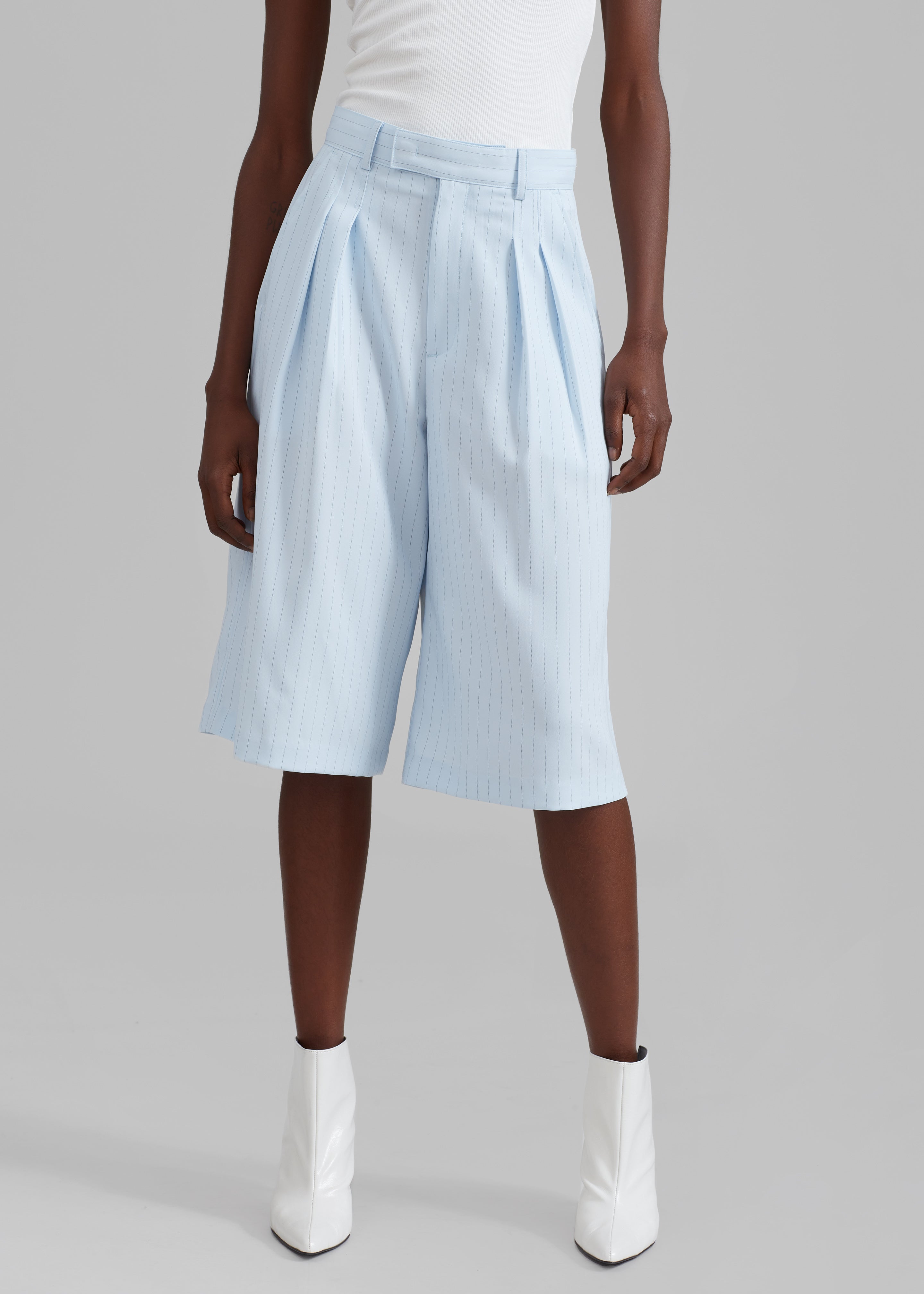 Vivian Fluid Pleated Bermuda Shorts - Blue Pinstripe - 5