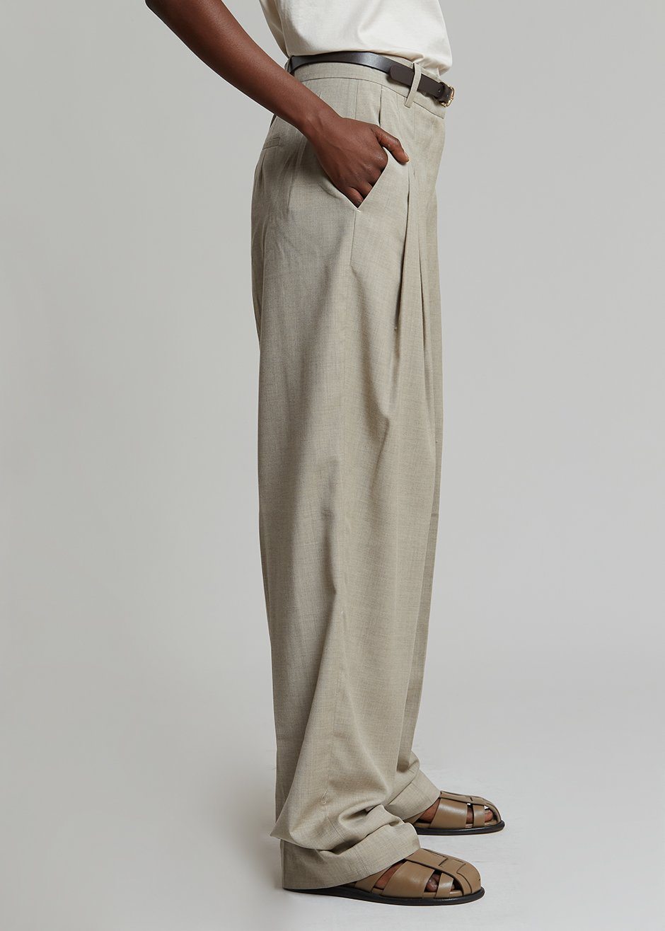 Nessi Pintuck Trousers - Taupe – The Frankie Shop
