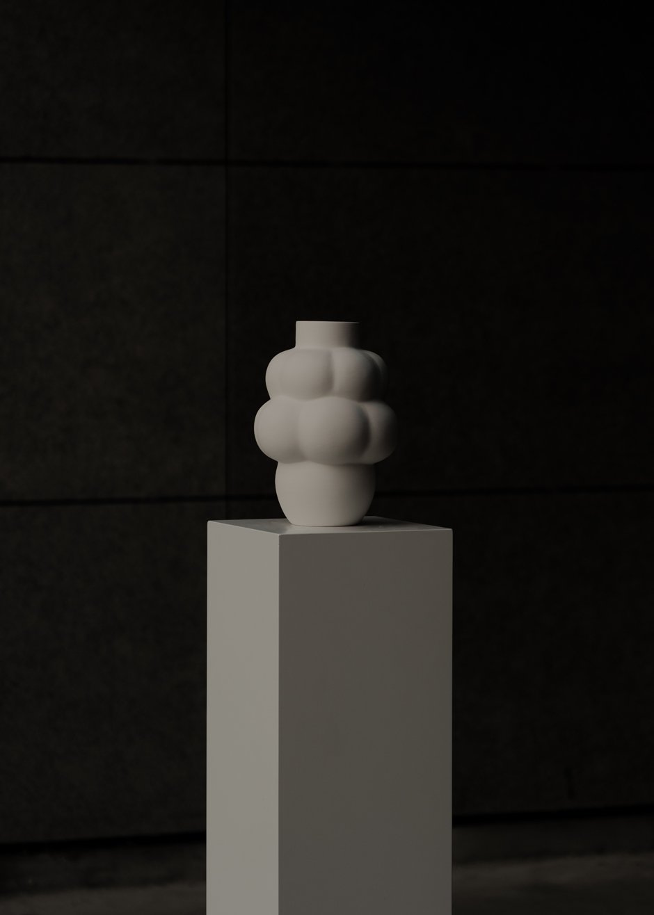 Louise Roe Balloon Vase 04 - Ceramic Raw White - 4