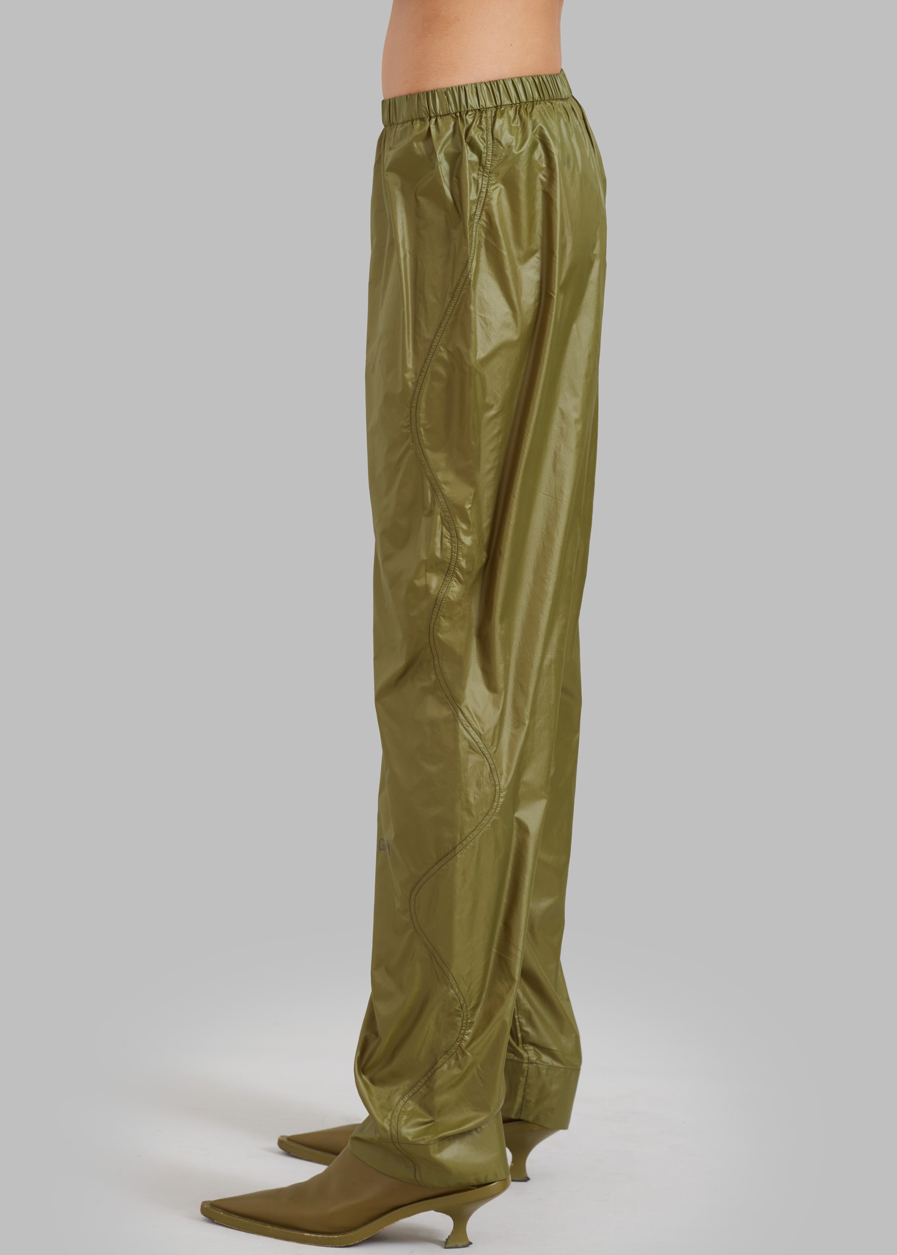GANNI Shiny Quilt Elasticated Pants - Spaghnum - 4