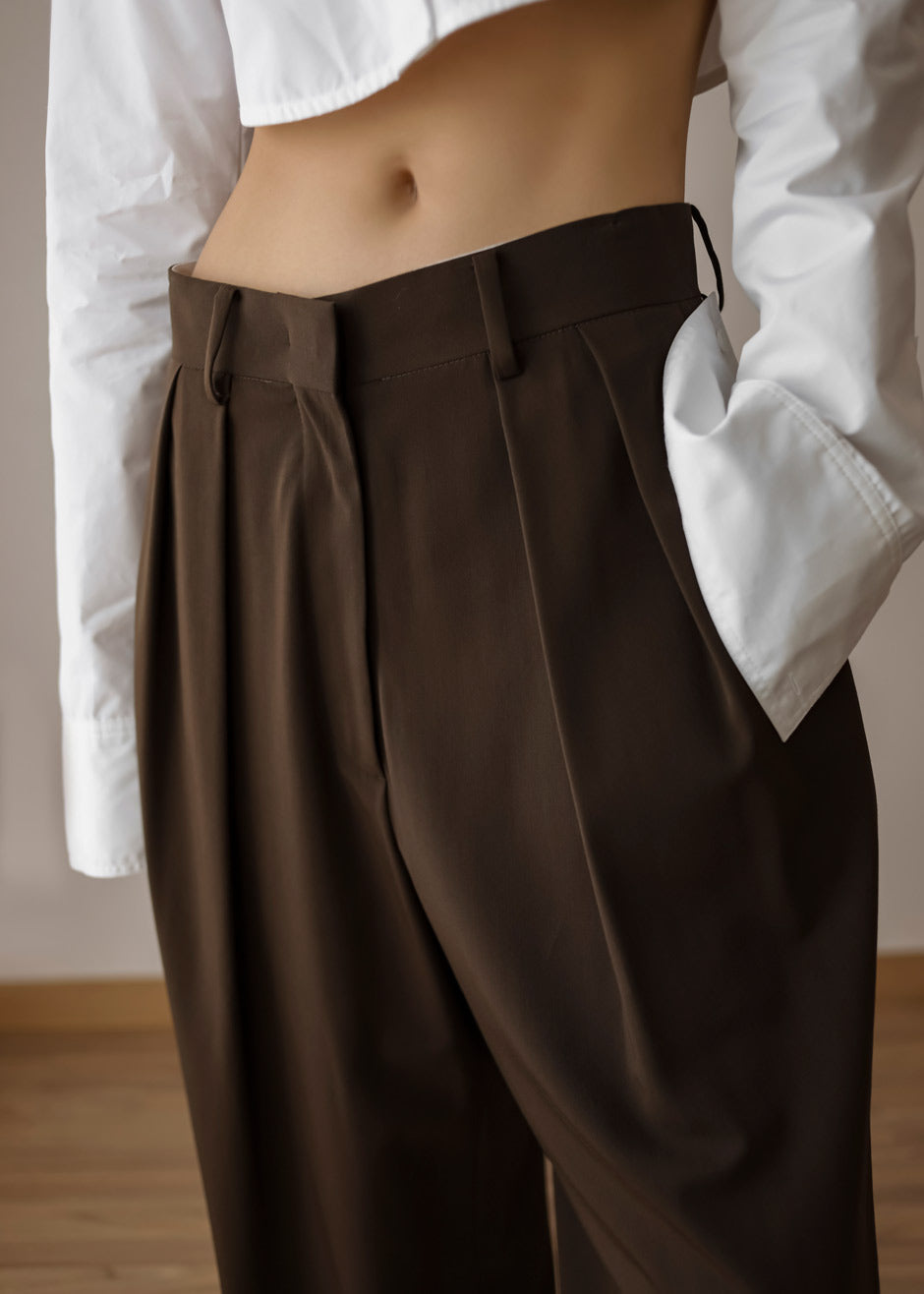 Tansy Pleated Trousers - Chocolate - 10